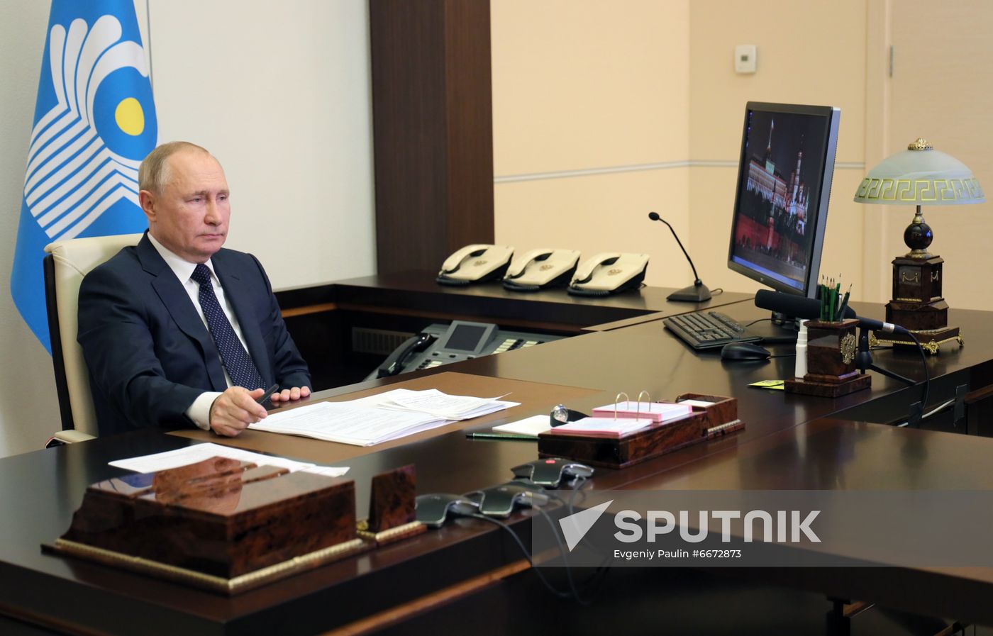 Russia Putin CIS Heads