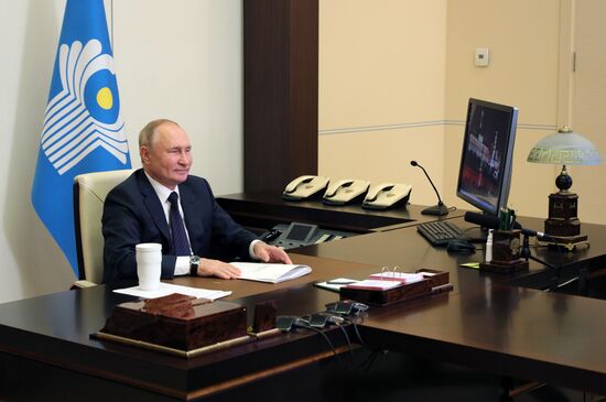 Russia Putin CIS Heads