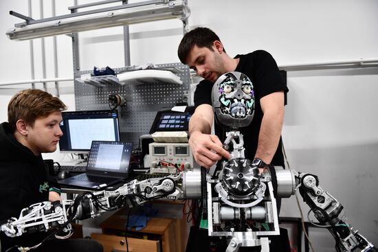 Russia Humanoid Robots