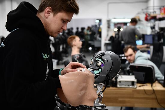 Russia Humanoid Robots