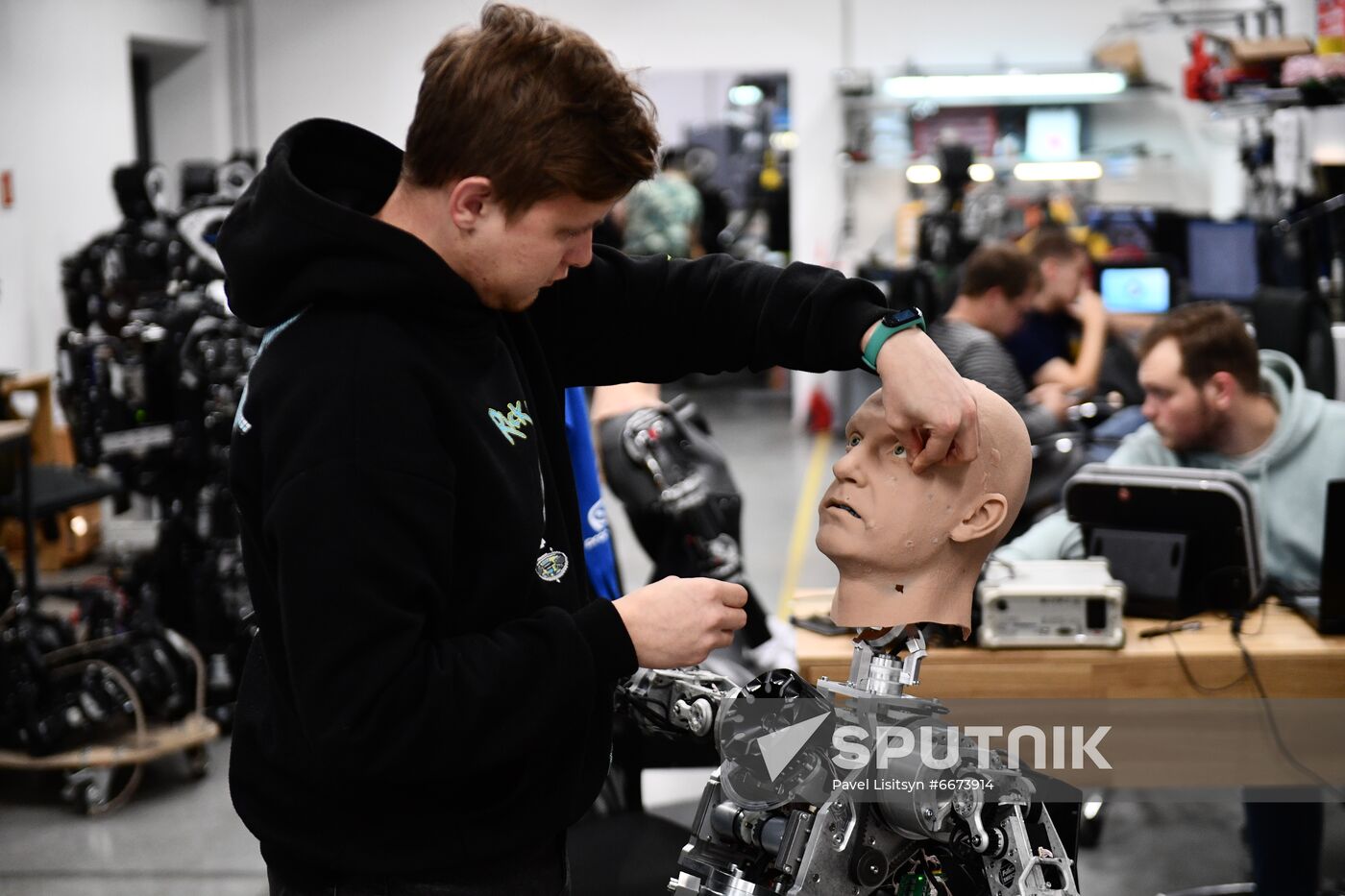 Russia Humanoid Robots