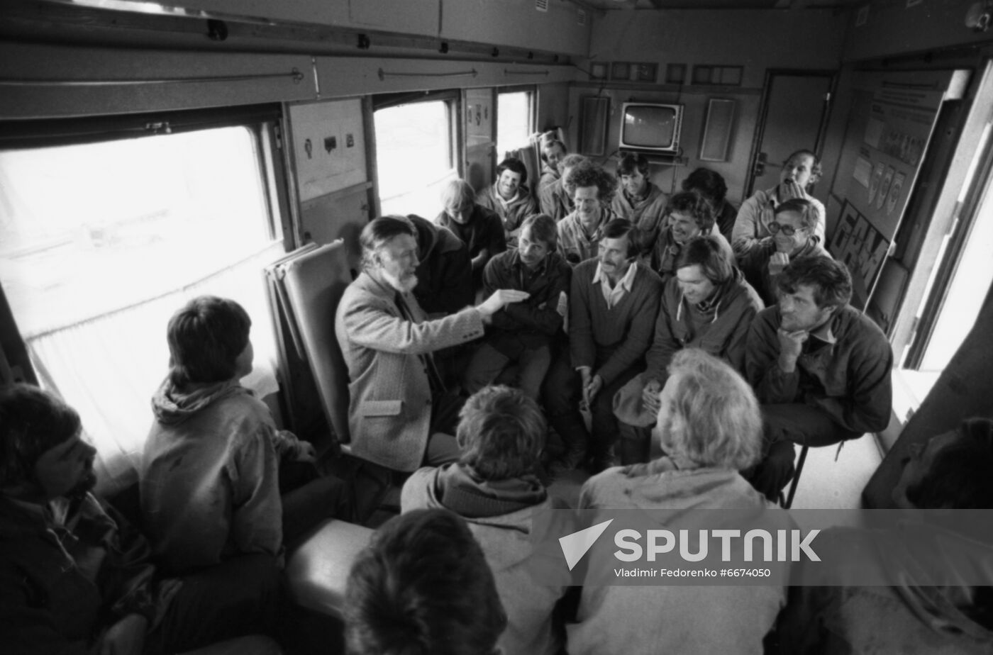 Komsomolskaya Pravda agitation train on Baikal Amur Mainline
