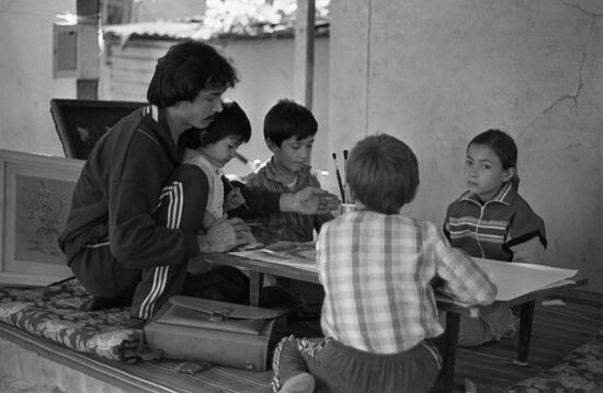 Mushar Makhmudova's family