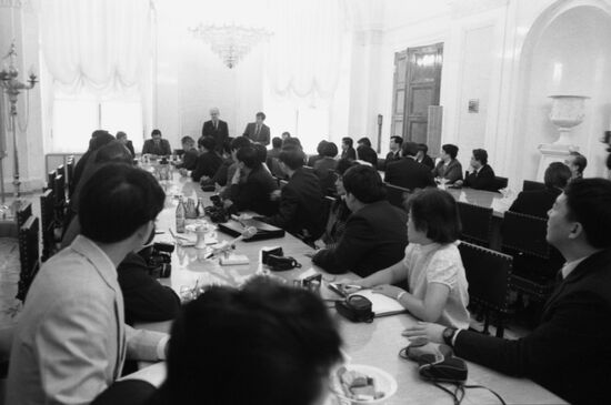 Thai delegation visits USSR