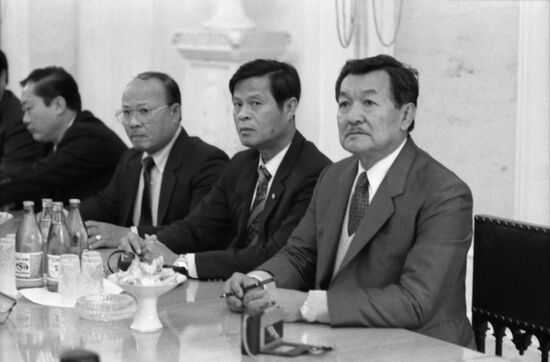 Thai delegation visits USSR