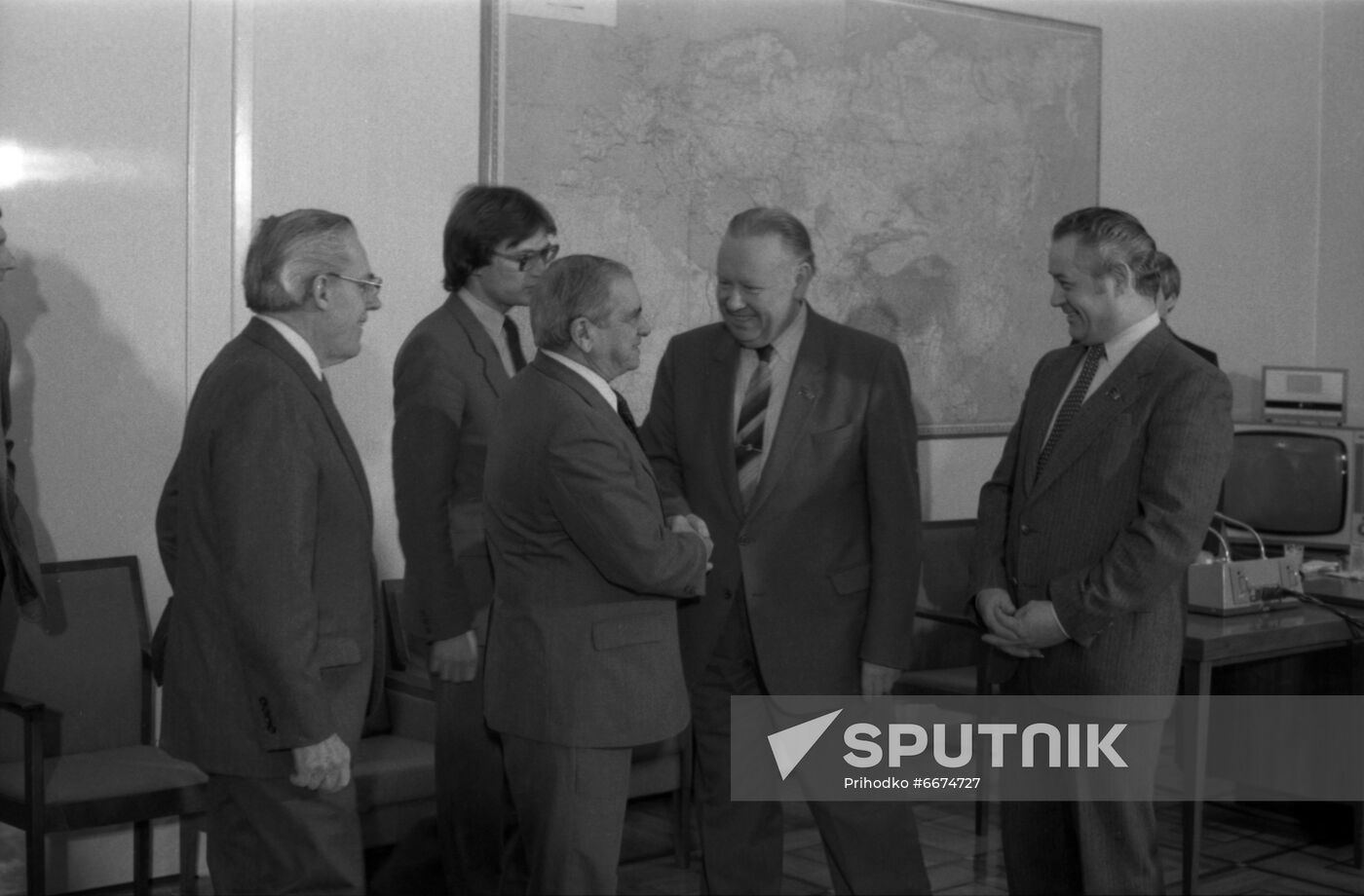 Delegation of US Congressmen visits USSR