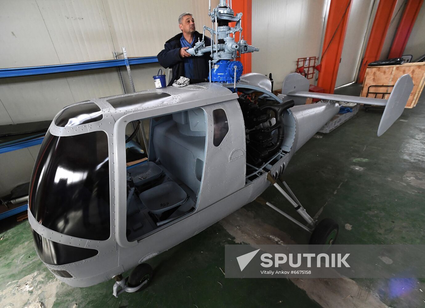 Avialift Vladivostok Co. restores aircraft