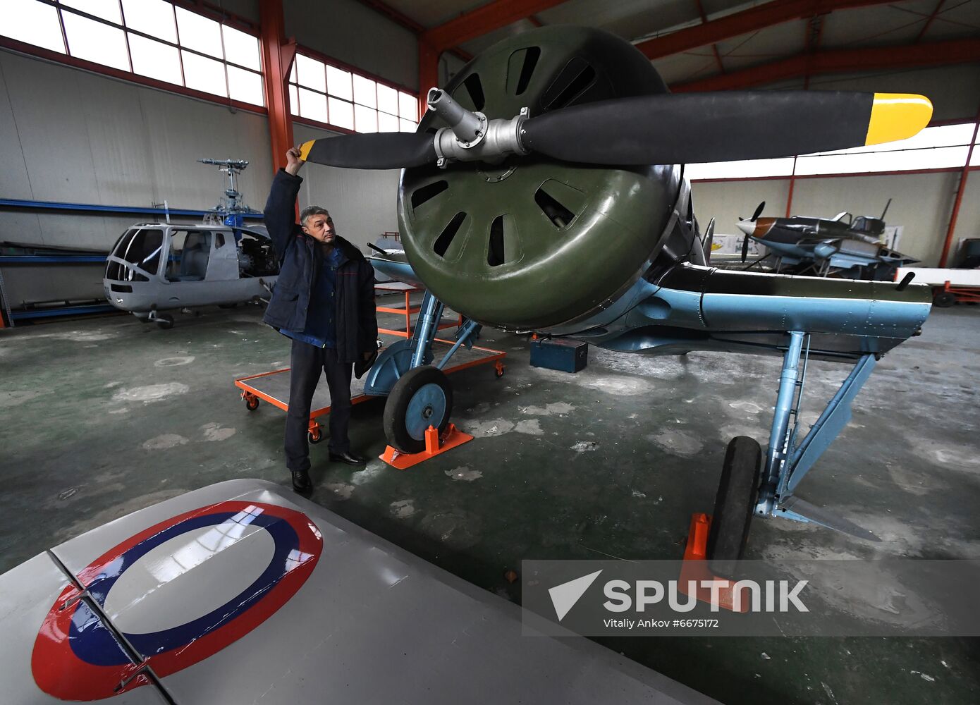 Avialift Vladivostok Co. restores aircraft