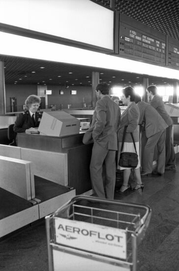 Resumption of regular air traffic between USSR and USA