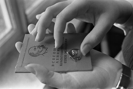 Komsomol badge and membership card