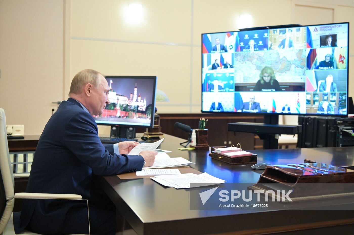 Russia Putin Government