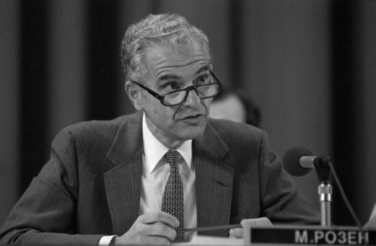 IAEA heads visit USSR