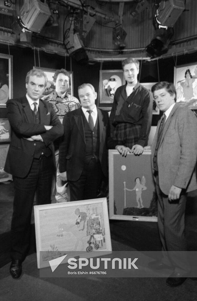 Artist Yevgeny Berezikov at television