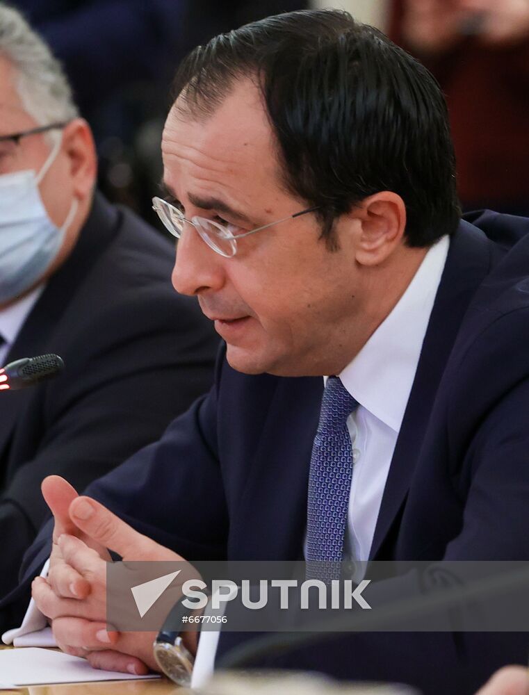 Russia Cyprus