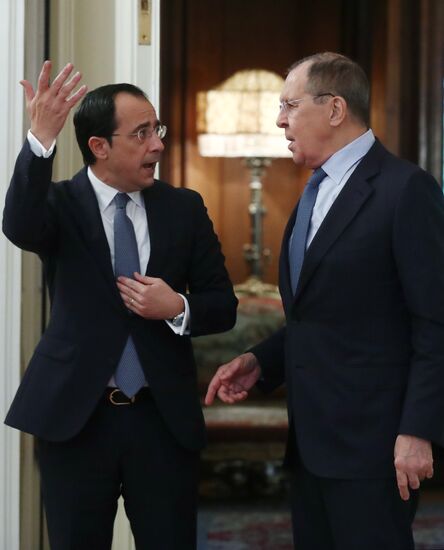 Russia Cyprus