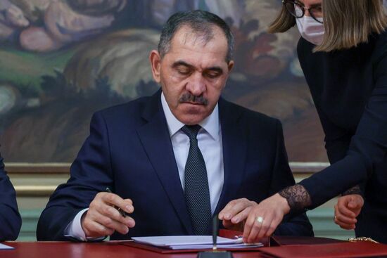 Russia Cyprus