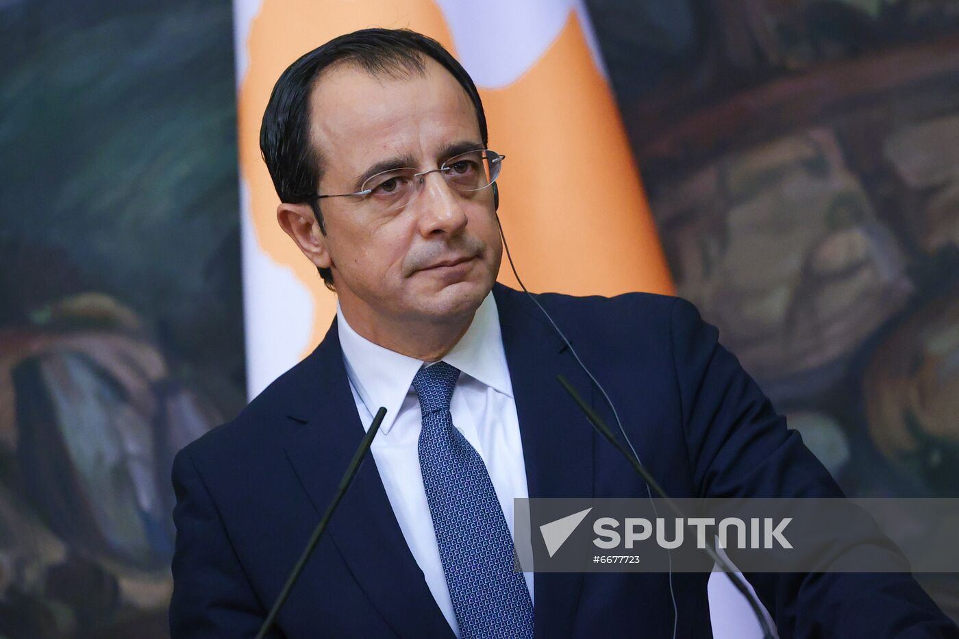 Russia Cyprus