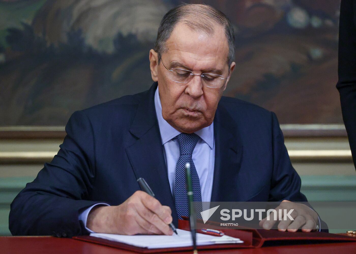 Russia Cyprus