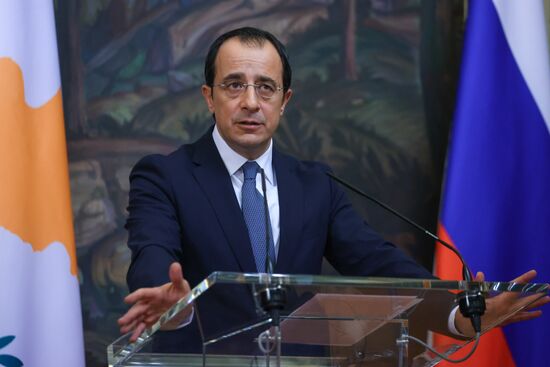 Russia Cyprus