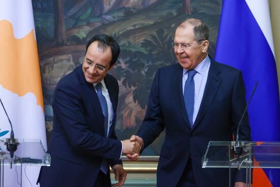 Russia Cyprus
