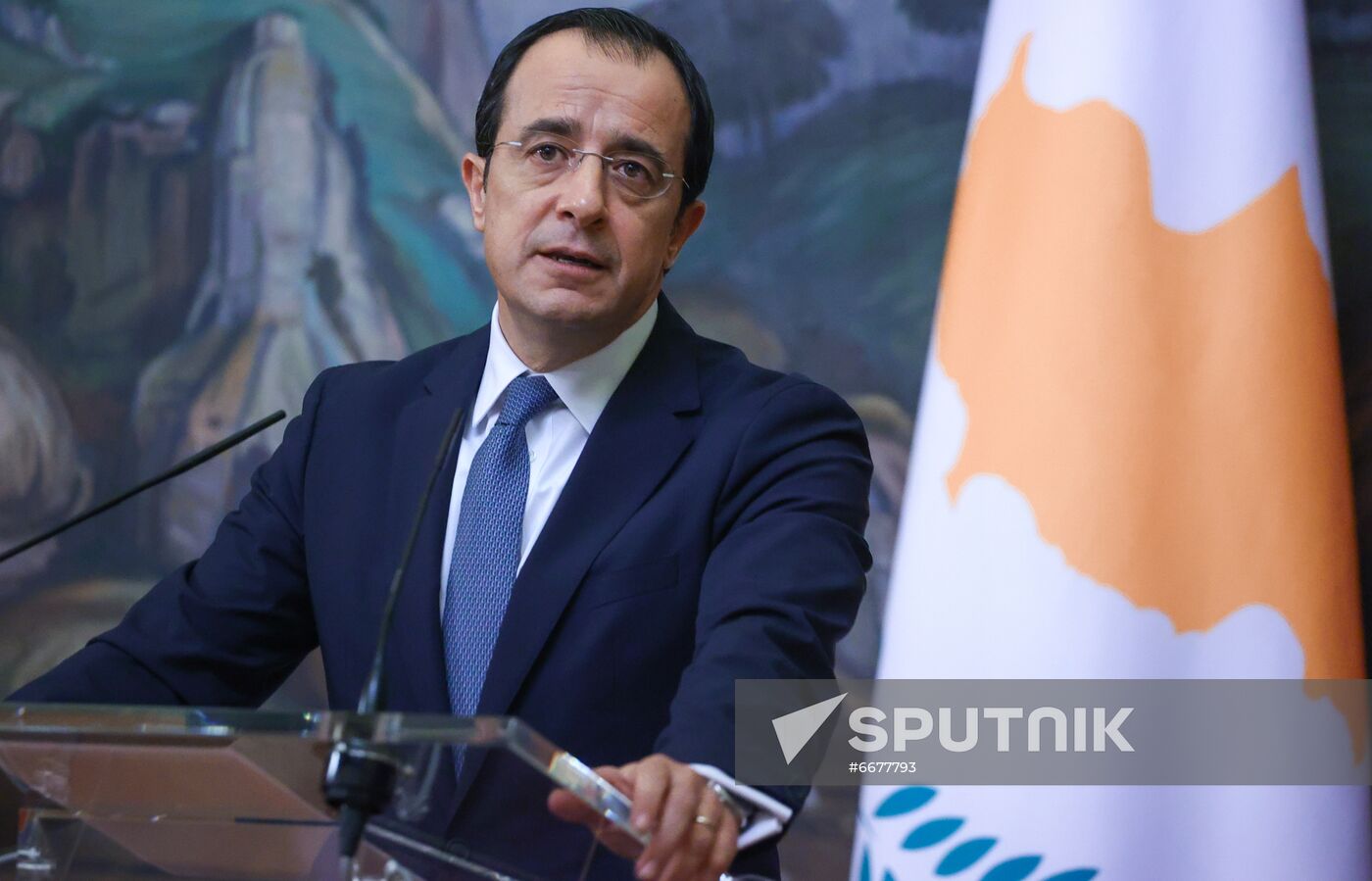 Russia Cyprus