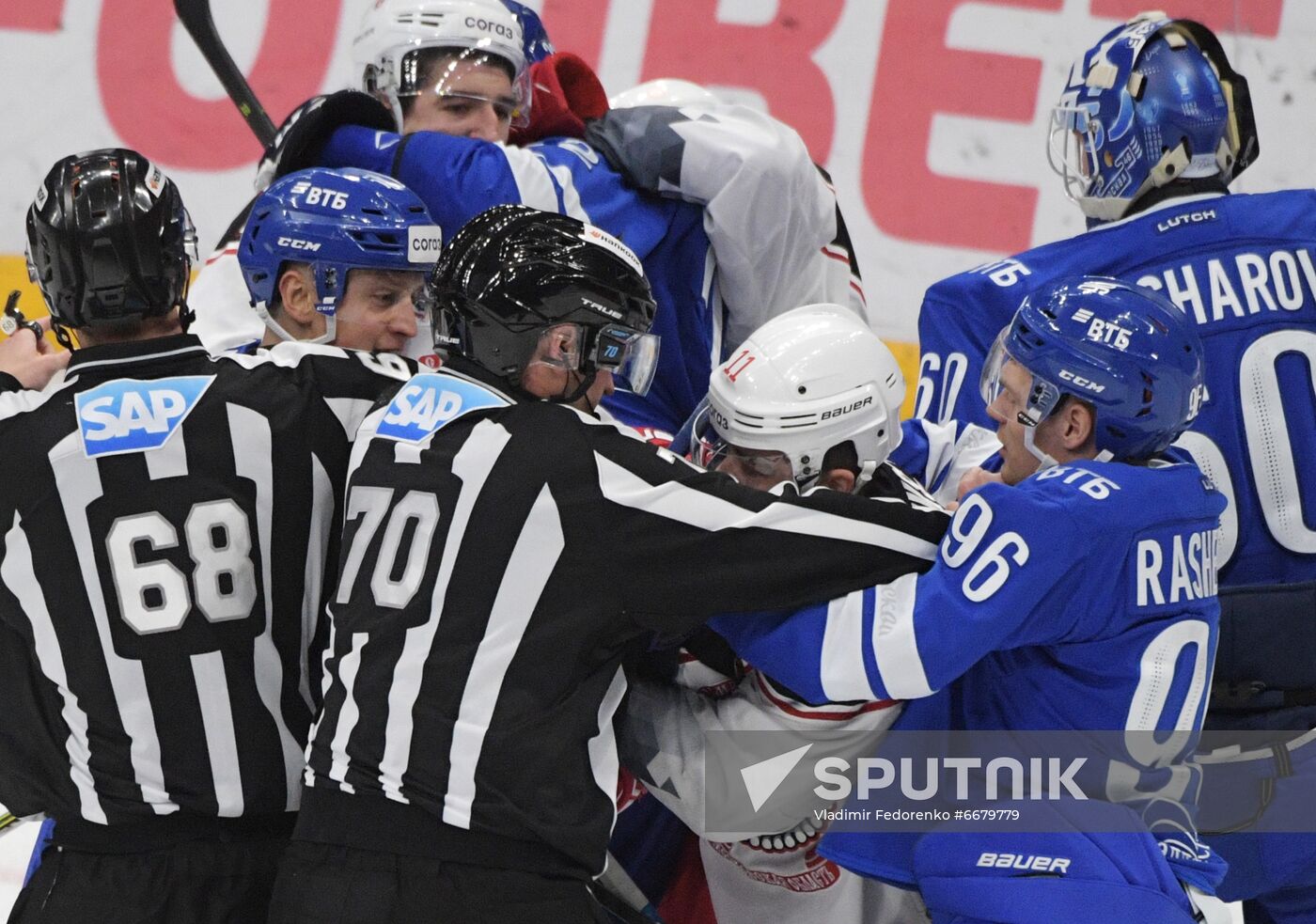 Russia Ice Hockey Kontinental League Dynamo - Vityaz