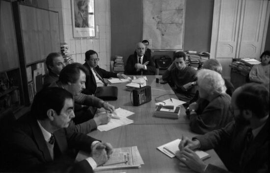 Roundtable meeting on expanding links between USSR and Latin America