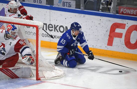 Russia Ice Hockey Kontinental League Dynamo - Lokomotiv