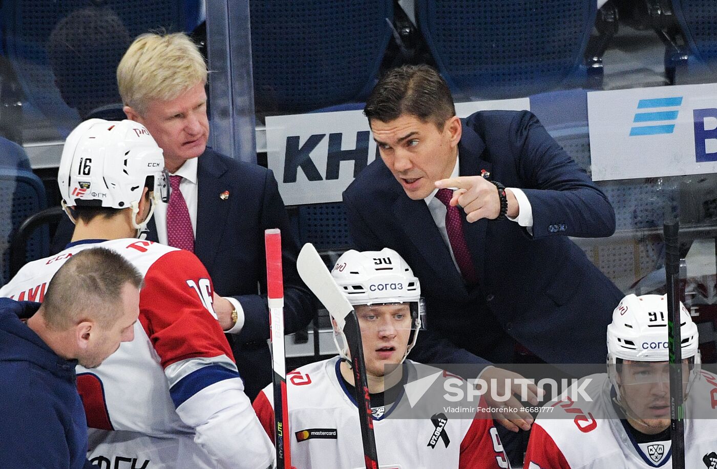 Russia Ice Hockey Kontinental League Dynamo - Lokomotiv