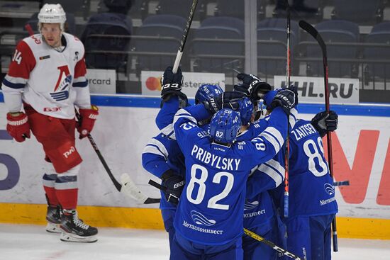 Russia Ice Hockey Kontinental League Dynamo - Lokomotiv