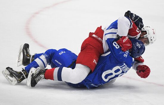 Russia Ice Hockey Kontinental League Dynamo - Lokomotiv