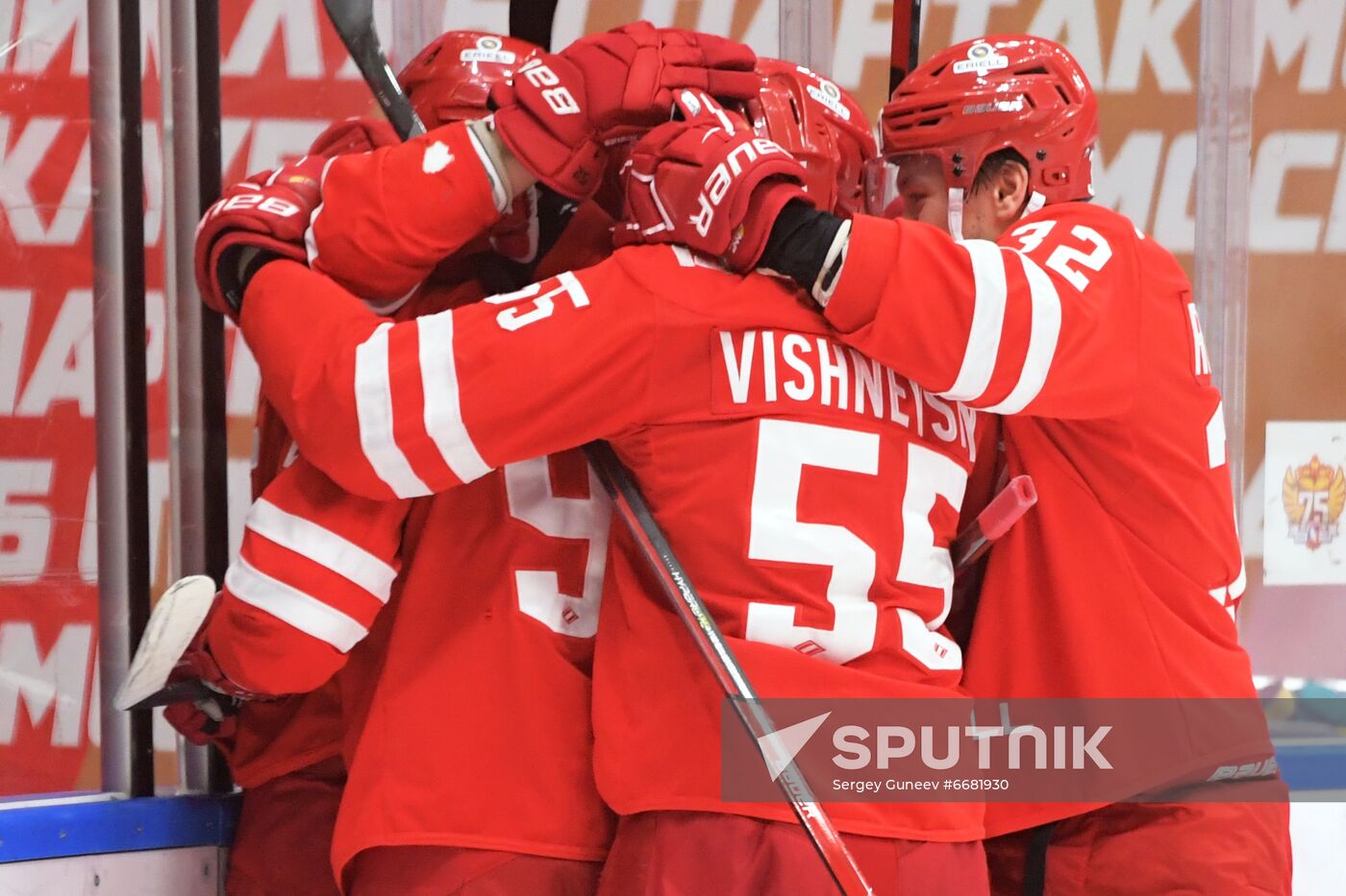 Russia Ice Hockey Kontinental League Spartak - Torpedo