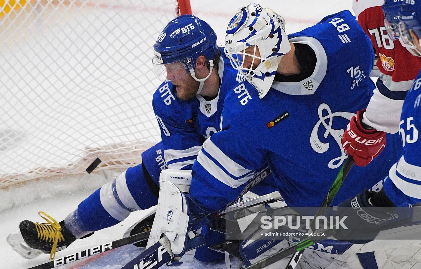 Russia Ice Hockey Kontinental League Dynamo - Lokomotiv