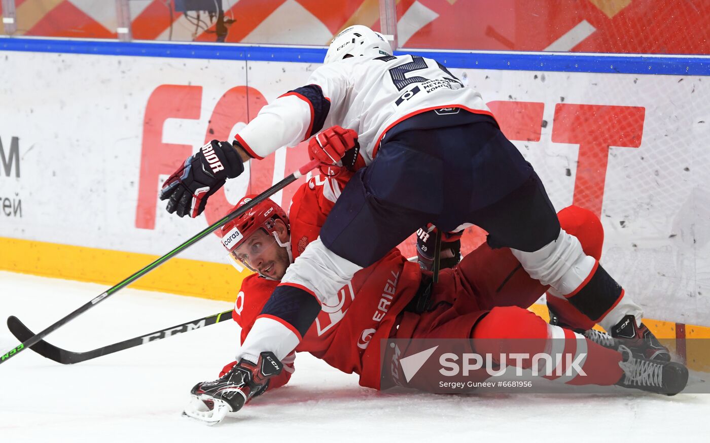 Russia Ice Hockey Kontinental League Spartak - Torpedo