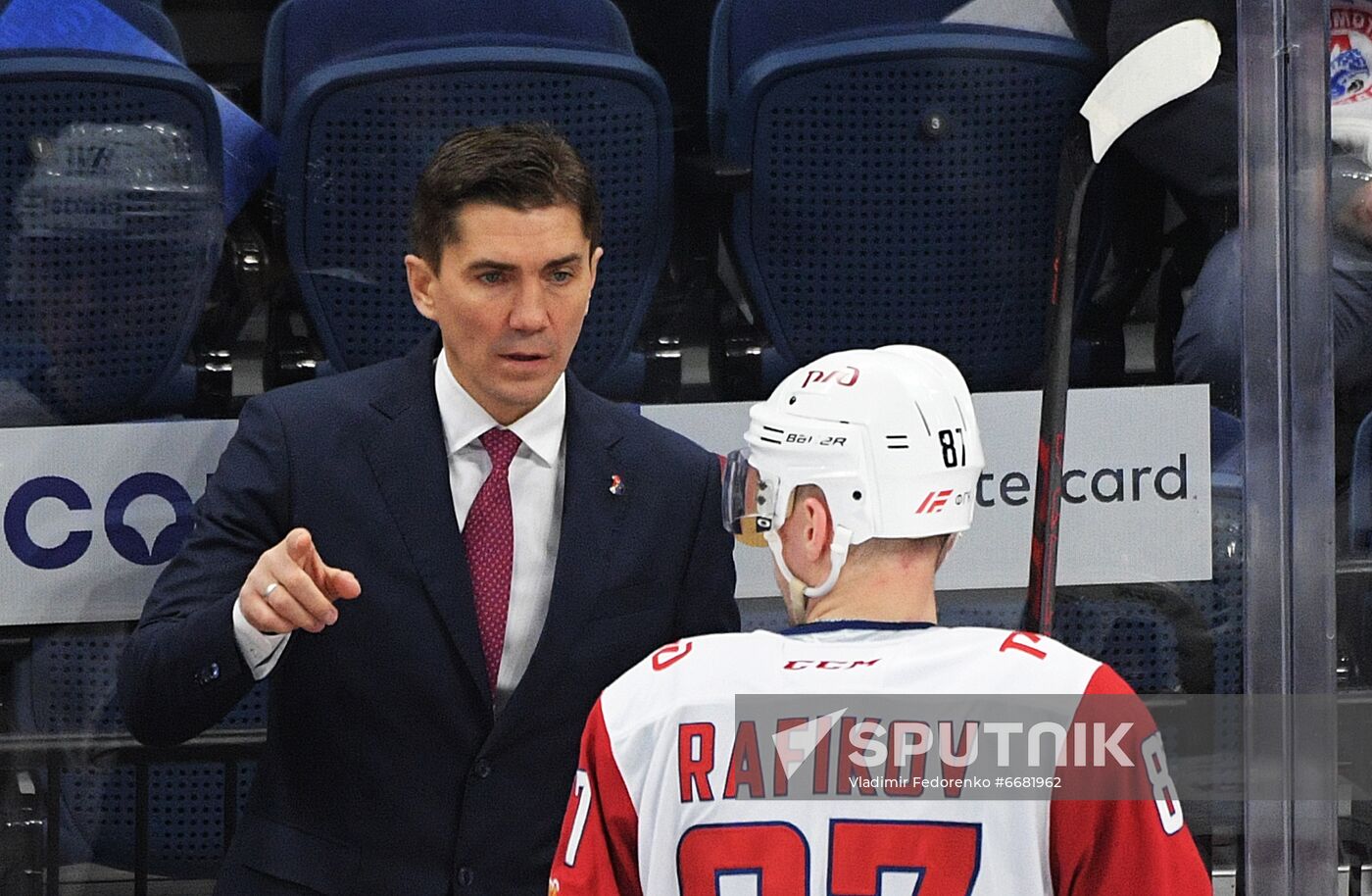 Russia Ice Hockey Kontinental League Dynamo - Lokomotiv
