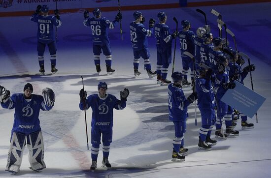 Russia Ice Hockey Kontinental League Dynamo - Lokomotiv