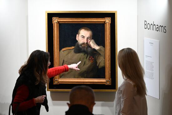 Russia Art Auction Sales Exhibition