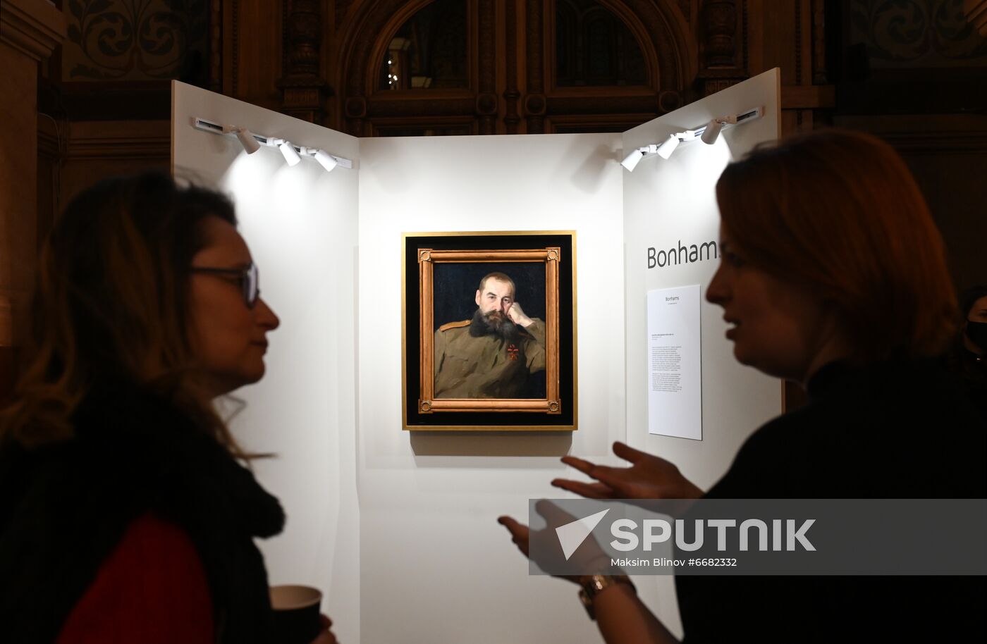 Russia Art Auction Sales Exhibition