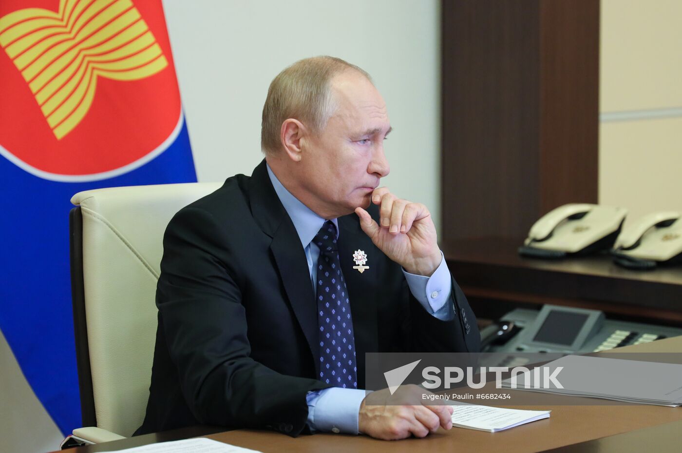 Russia Putin East Asia Summit