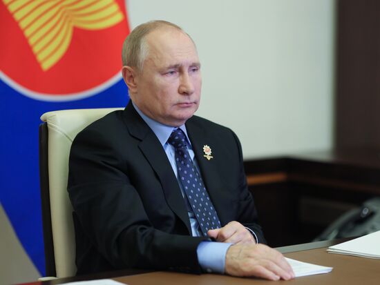 Russia Putin East Asia Summit