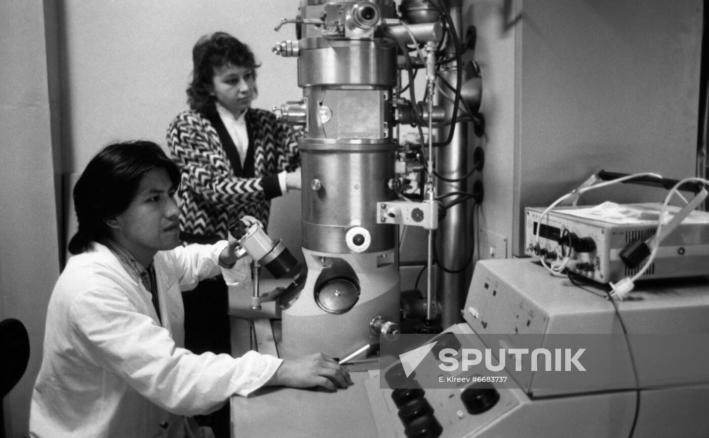 Peruvian graduate student at Kharkov Kharkov Automobile and Road Institute