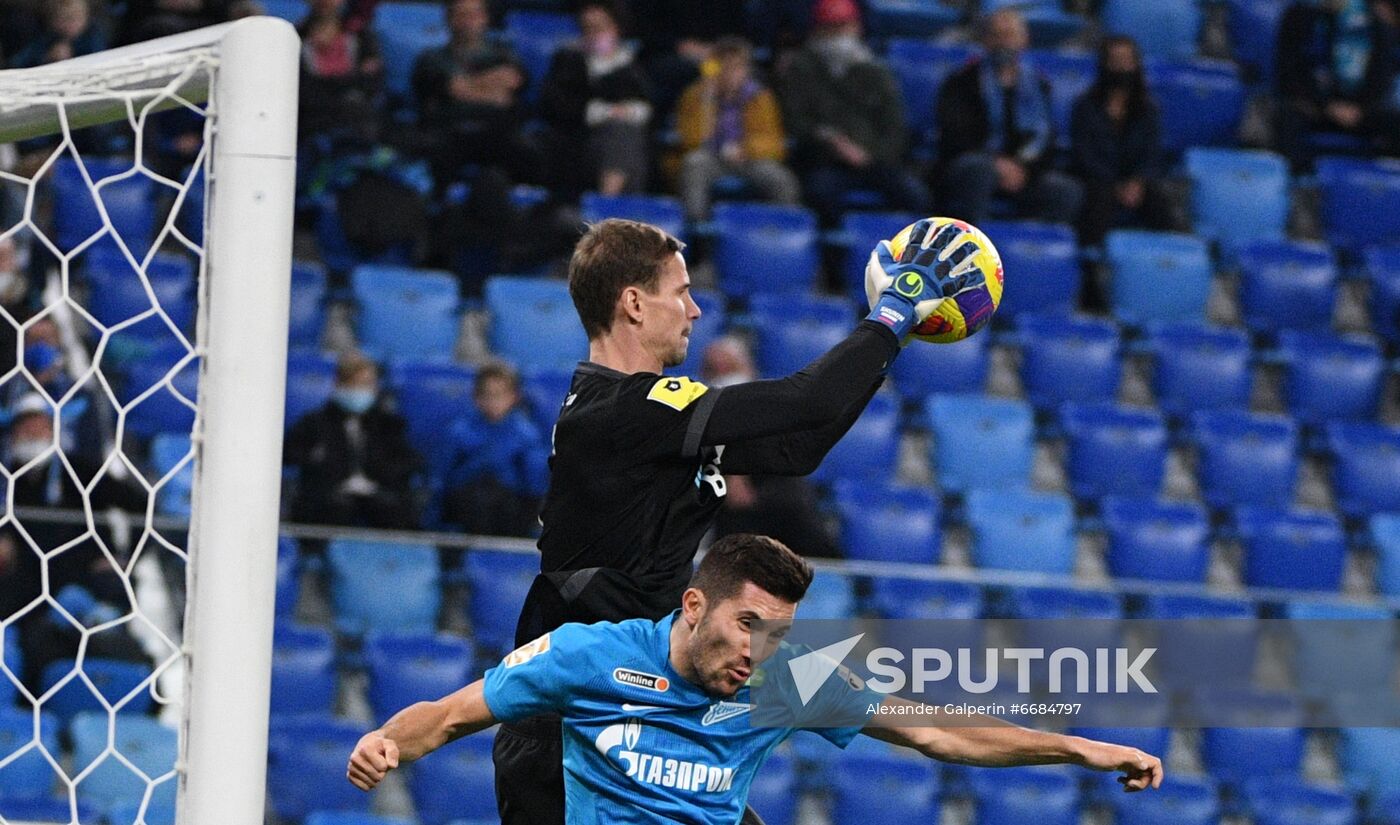 Russia Soccer Premier-League Zenit - Dynamo