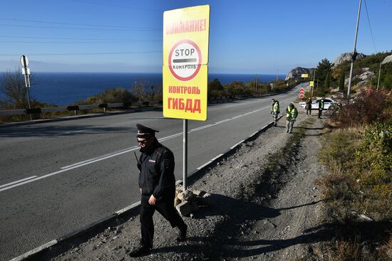 Russia Crimea  Coronavirus Restrictions