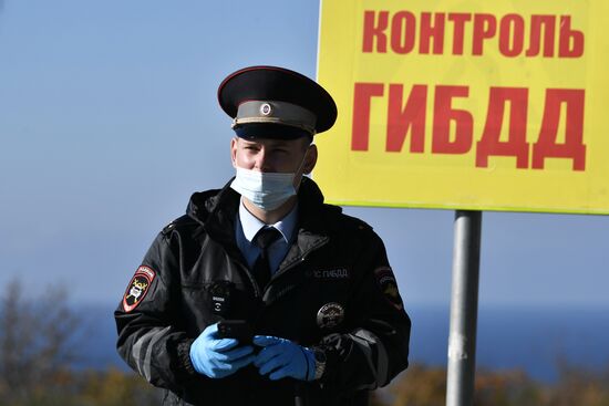 Russia Crimea  Coronavirus Restrictions