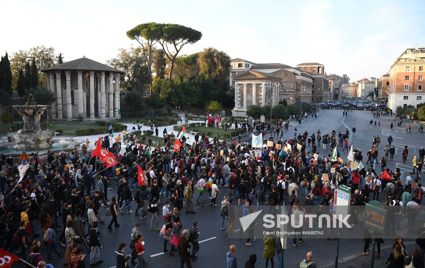 Italy G20 Summit Protest