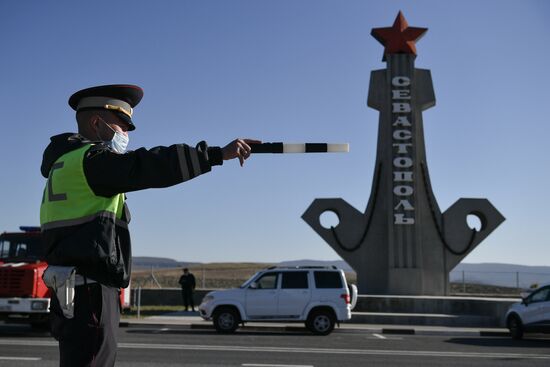 Russia Crimea  Coronavirus Restrictions