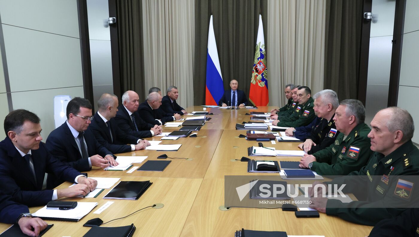 Russia Putin Defence 