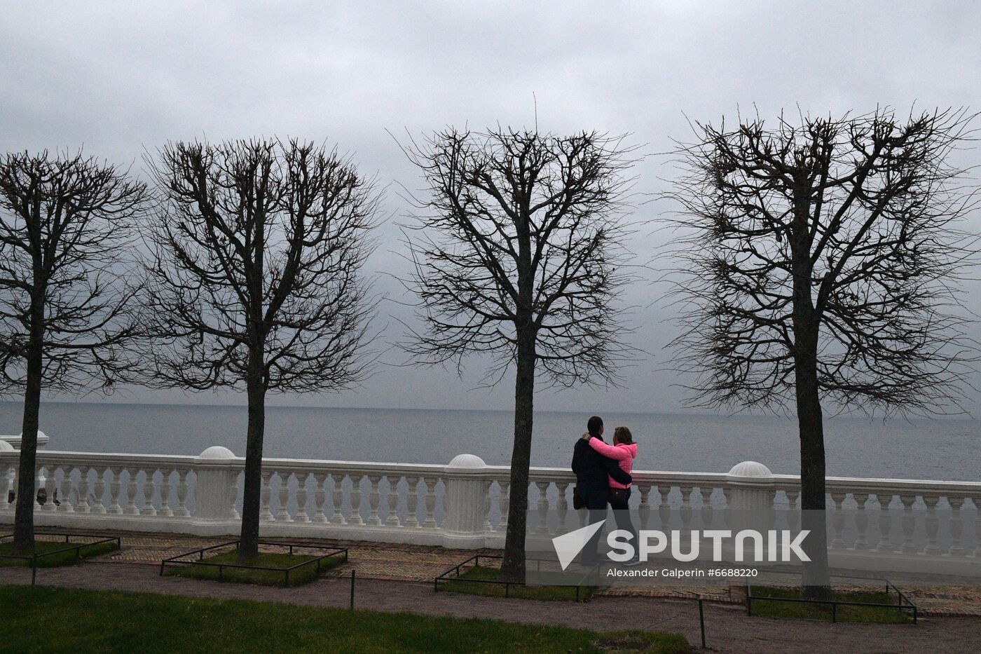 Peterhof introduces QR codes system