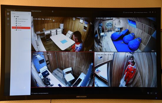 Russia Space Moon Simulated Mission