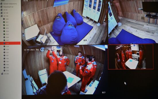 Russia Space Moon Simulated Mission